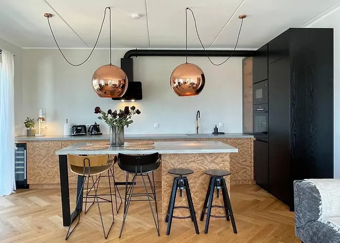 Seaview Getaway. Free Parking! شقة *