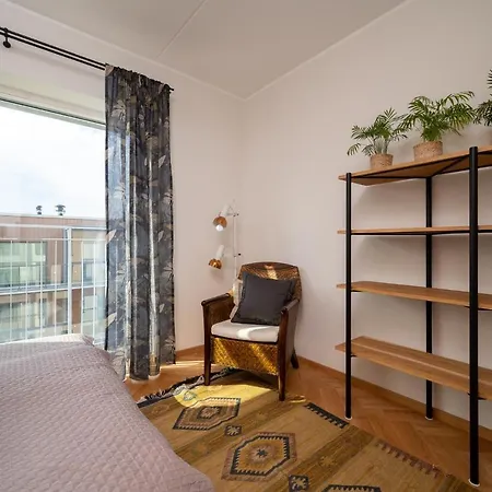 Seaview Getaway. Free Parking! Daire Tallinn