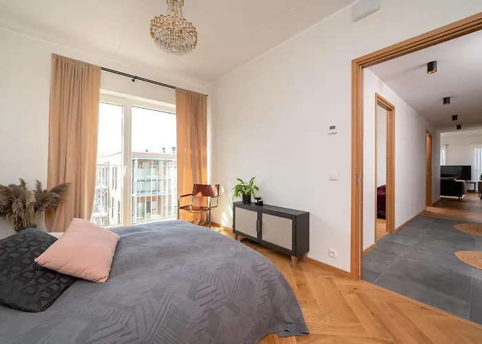 Seaview Getaway. Free Parking! Daire Tallinn